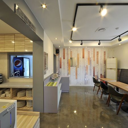 S Hotel Gwangju Metropolitan City Exterior photo